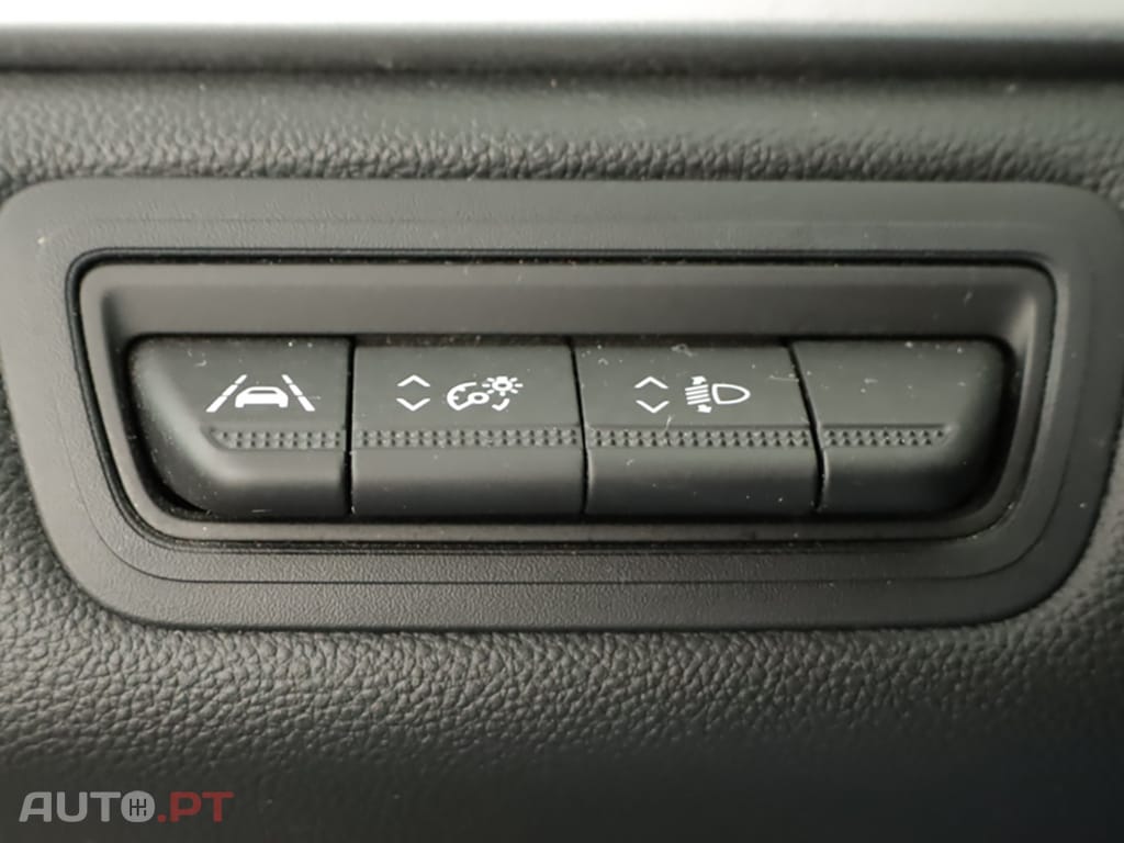 Renault Captur 1.0 TCe Techno Bi-Fuel