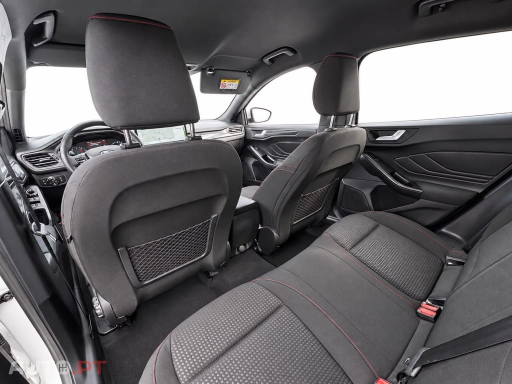 Ford Focus ST LINE