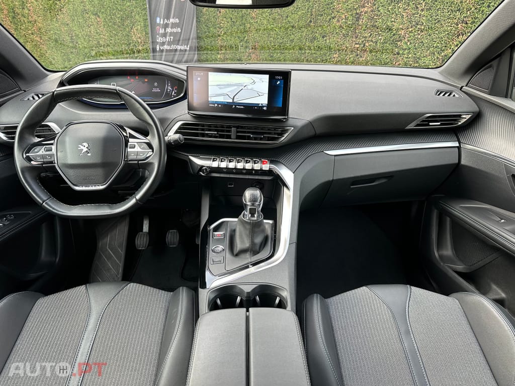 Peugeot 3008 1.2 PureTech 130 Stop & Start Allure Business-Pack