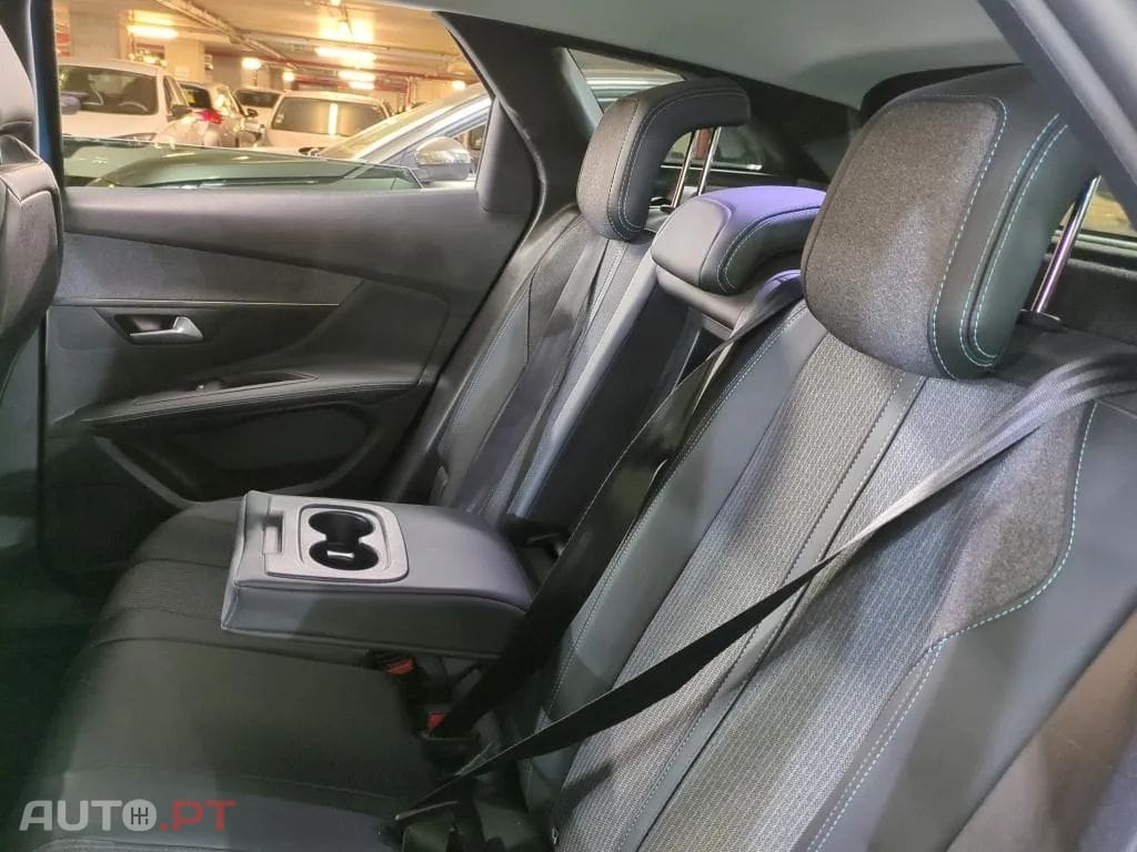 Peugeot 3008 1.2 PureTech Allure Pack