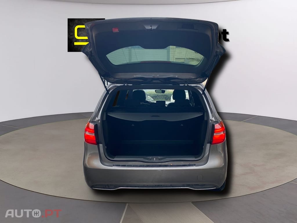 Mercedes-Benz B 180 d Style 