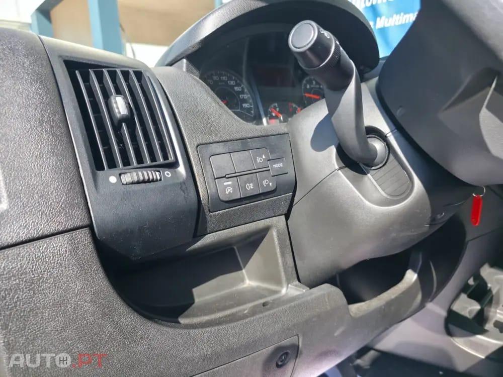 Peugeot Boxer Outro