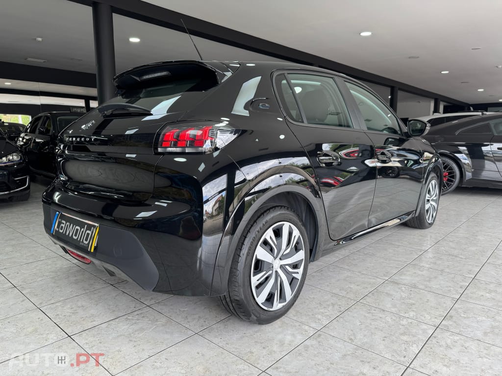 Peugeot E-208 50 kWh Active