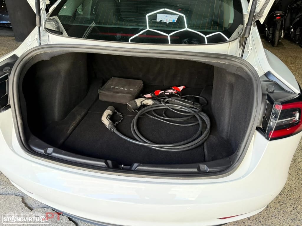 Tesla Model 3 Long Range AWD Dual Motor