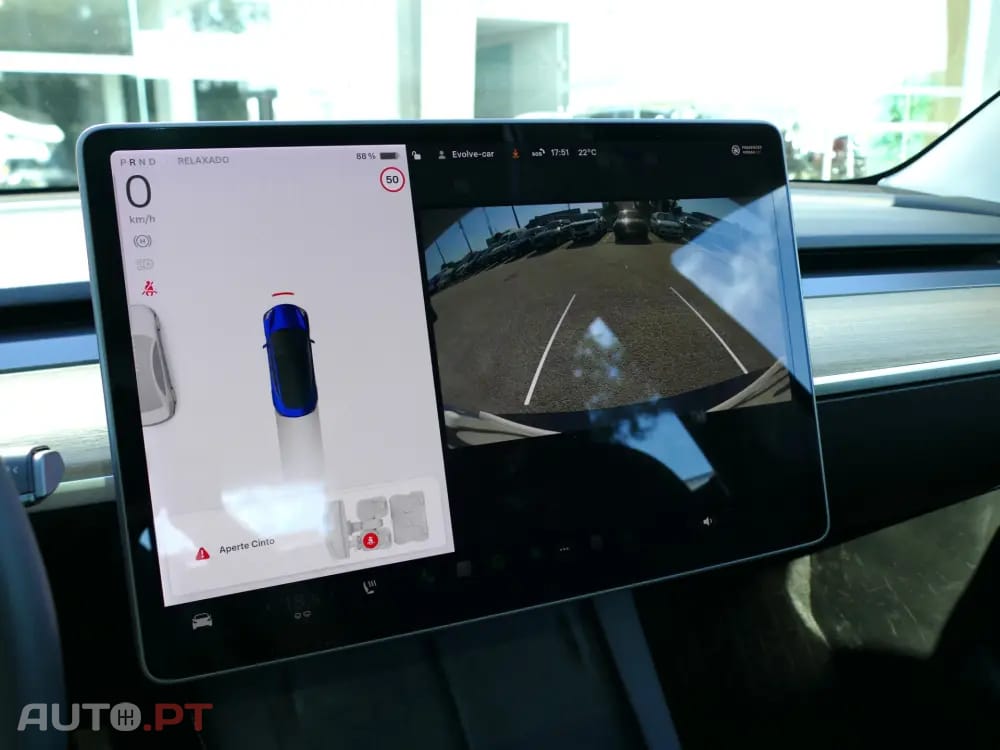 Tesla Model 3 Tração Traseira