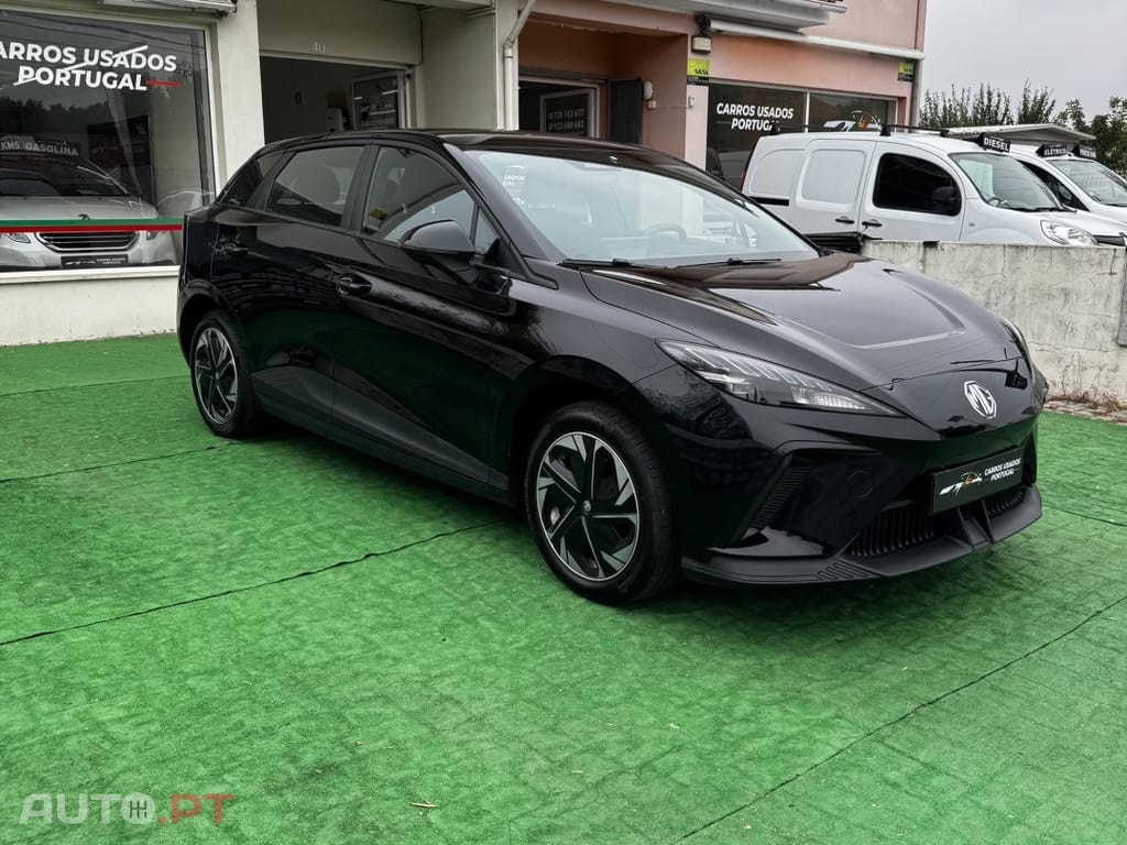 MG MG4 51 kWh Standard
