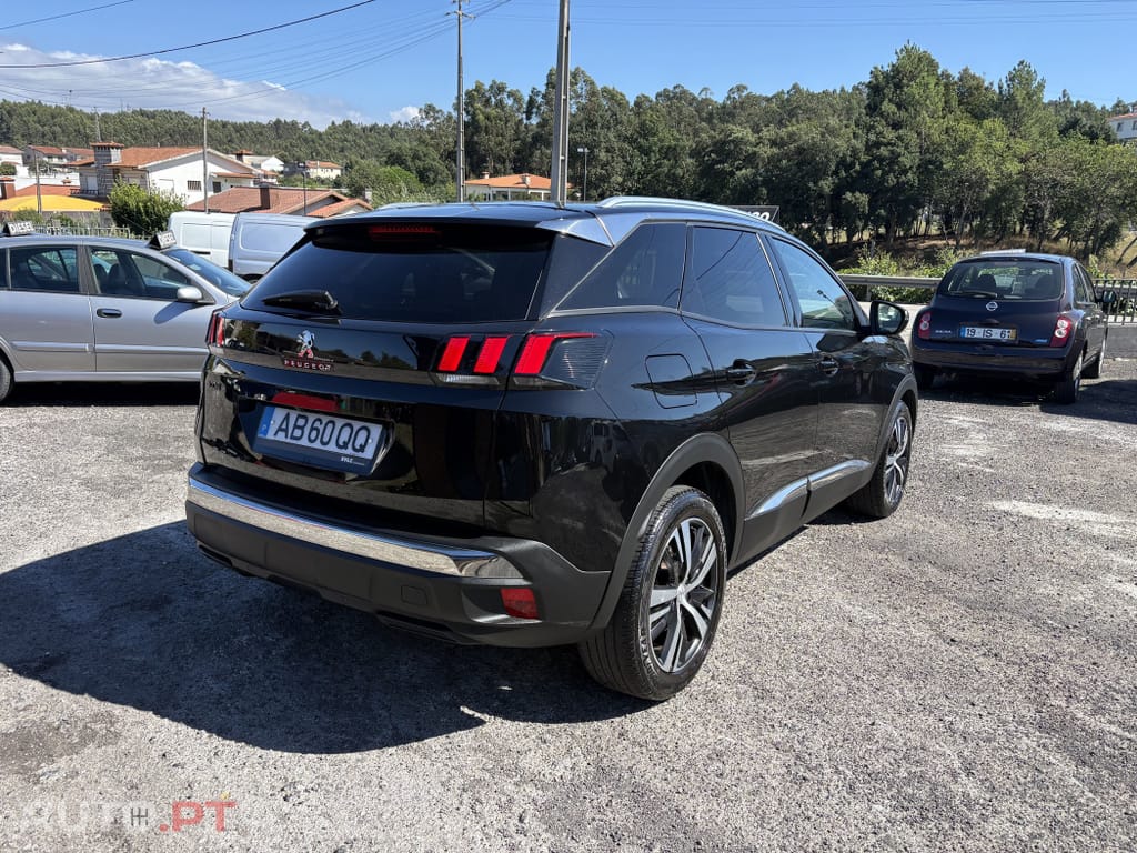 Peugeot 3008 1.2 PureTech Allure EAT8
