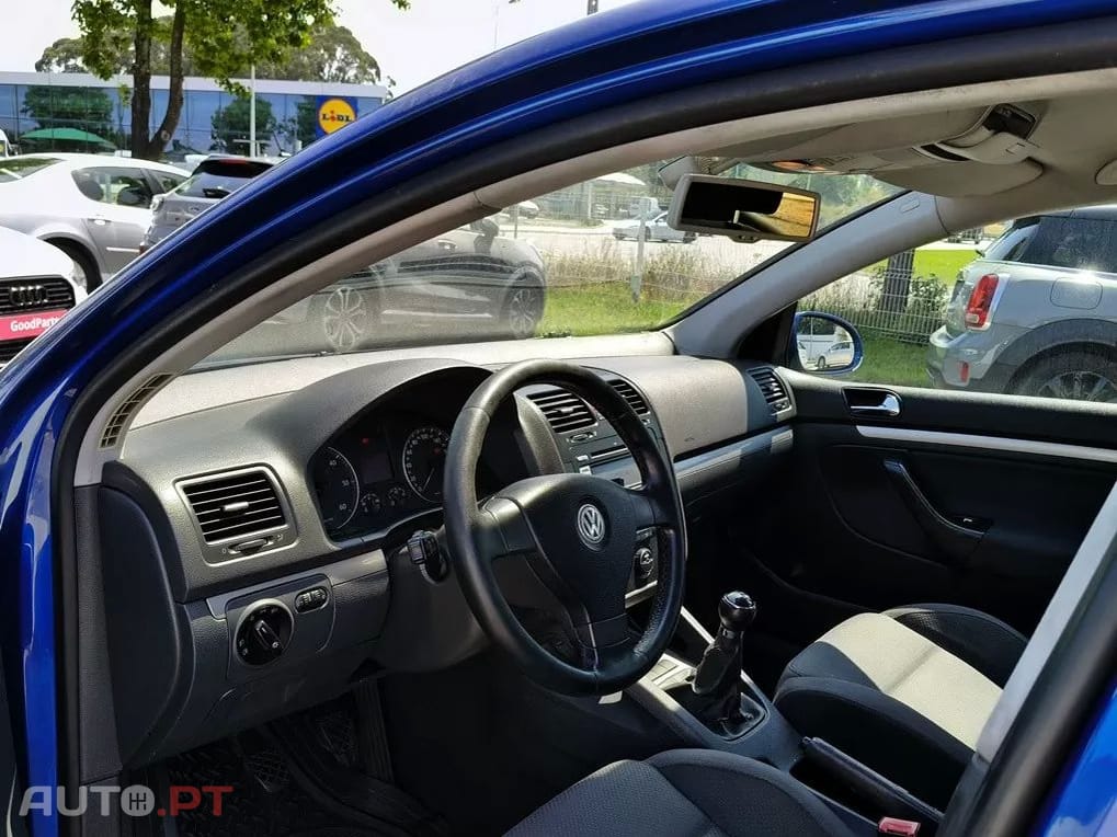 Volkswagen Golf 2.0 TDi Sport