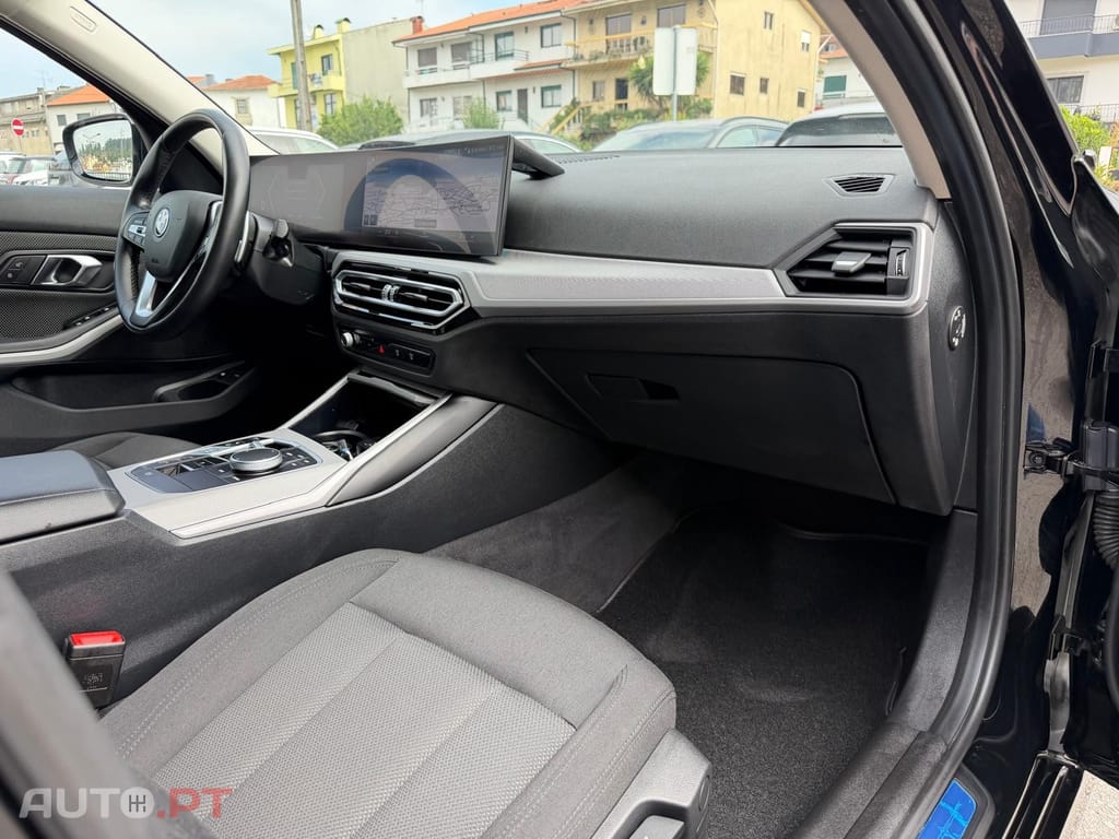 BMW 320 e Auto