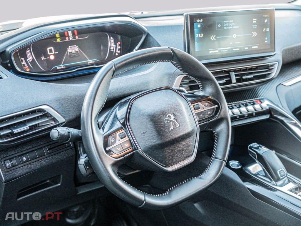 Peugeot 3008 Active Pack EAT8