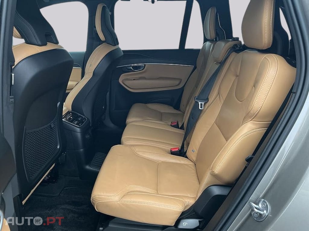 Volvo XC90 I.V.A DEDUTIVEL T8