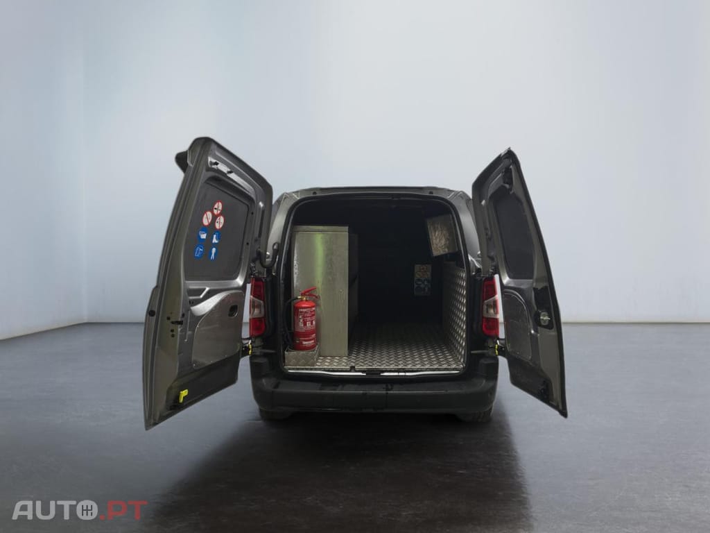 Peugeot Partner 1.5 BlueHDi Asphalt Standard