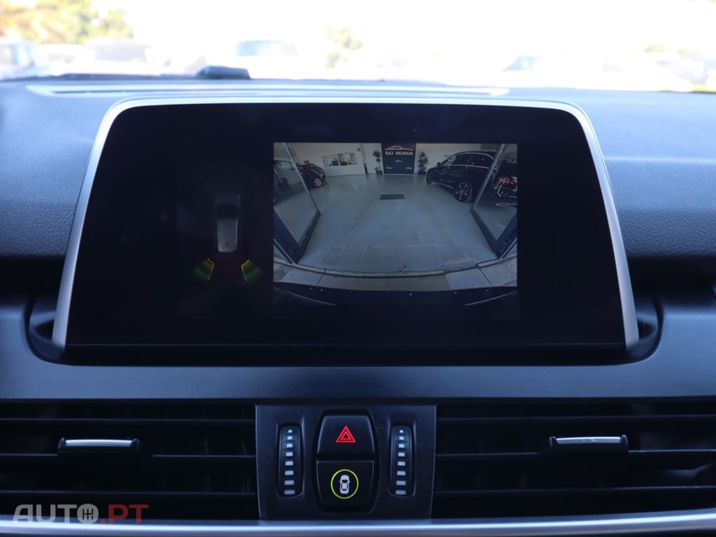 BMW 225 Line Luxury