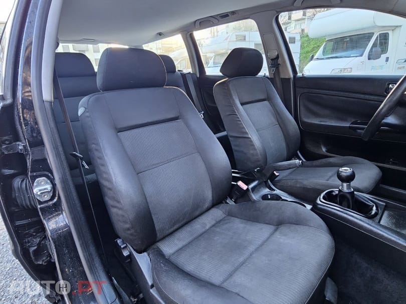 Volkswagen Passat 1.9 TDi Highline
