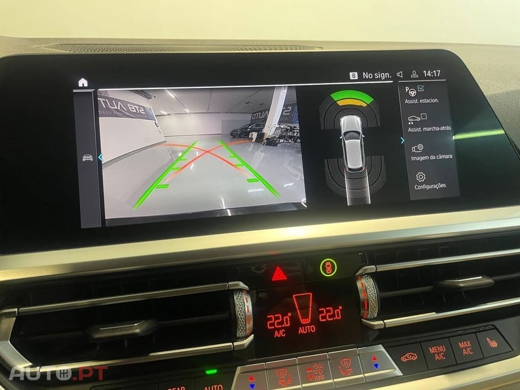 BMW 330 e Touring Pack M Auto