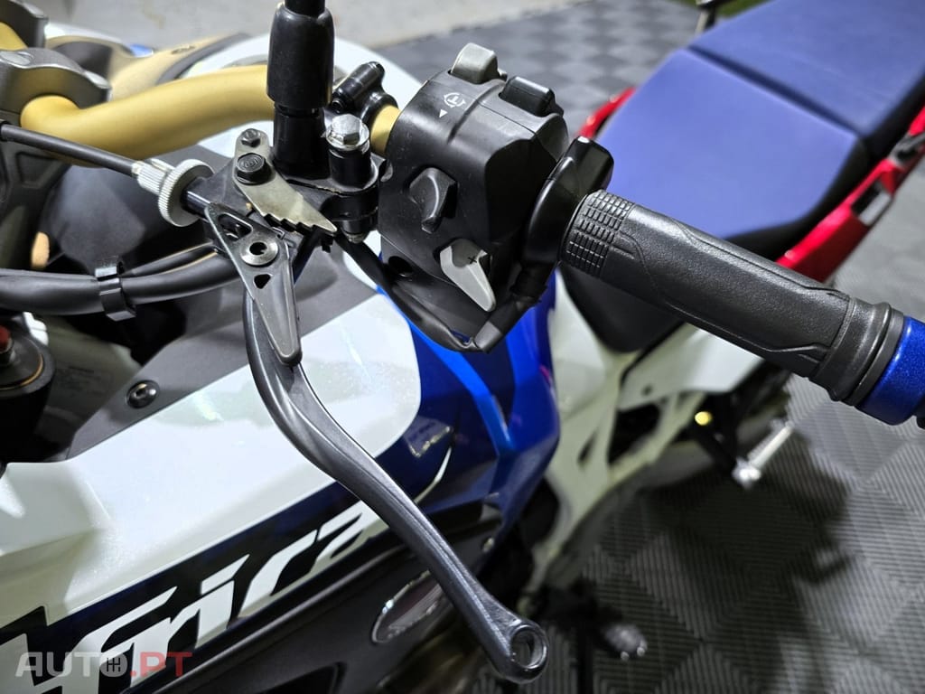 Honda Africa Twin CRF 1000 DCT Adventure Sports 30th Anniversary