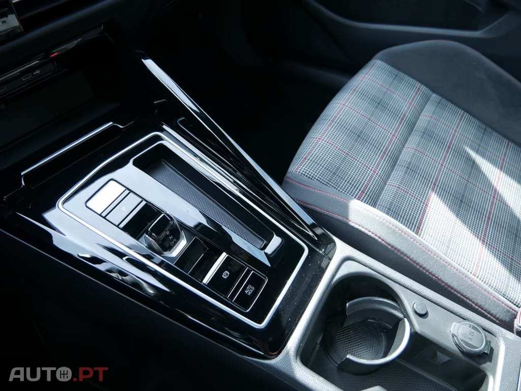 Volkswagen Golf 2.0 TSI GTi
