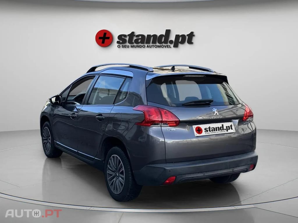 Peugeot 2008 1.2 PureTech Allure