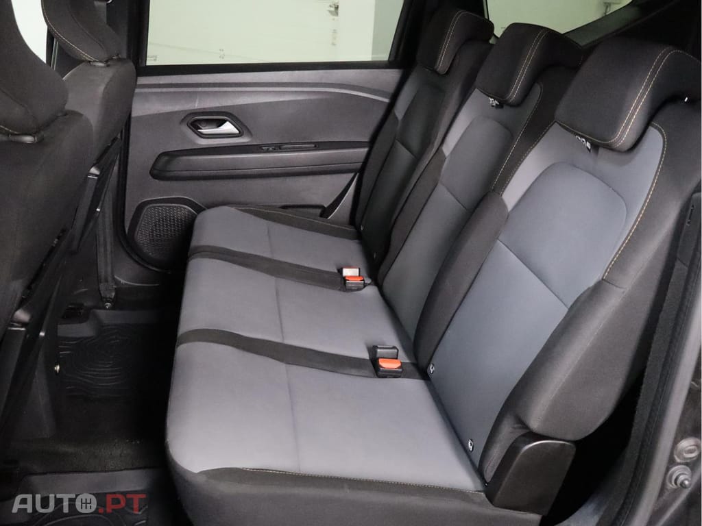 Dacia Jogger ECO-G 100 Bi-Fuel Expression 7 lugares