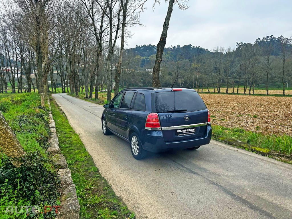 Opel Zafira 1.9 CDTi Enjoy