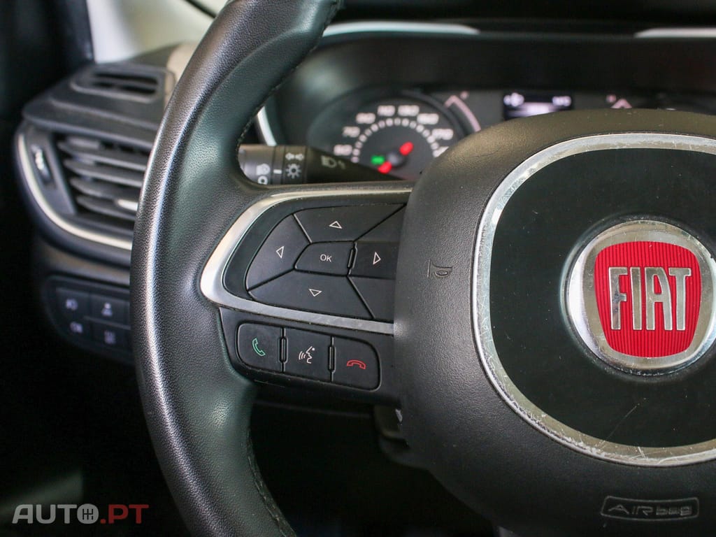 Fiat Tipo 1.3 M-Jet Lounge Tech