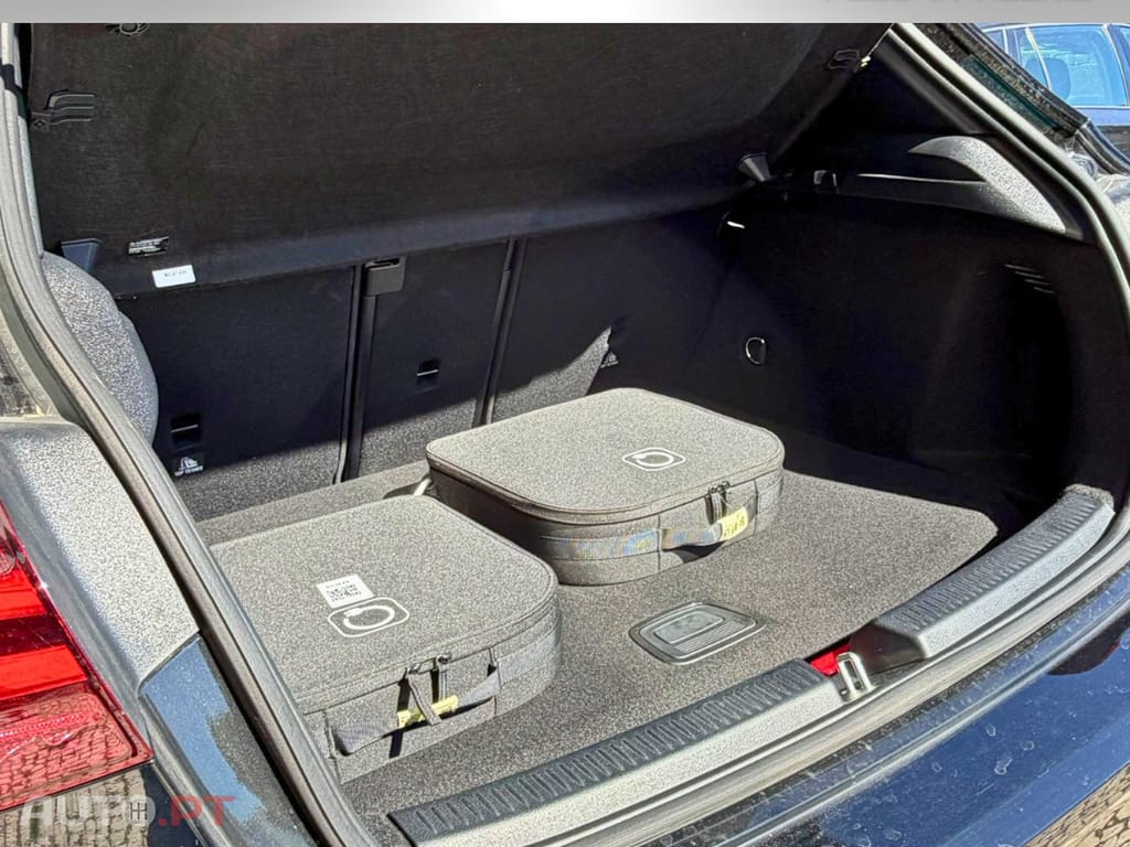 Mercedes-Benz A 250 e