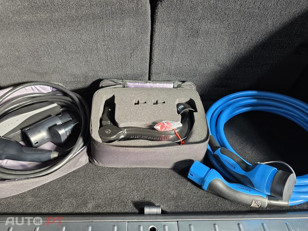 Tesla Model X Performance Ludicrous