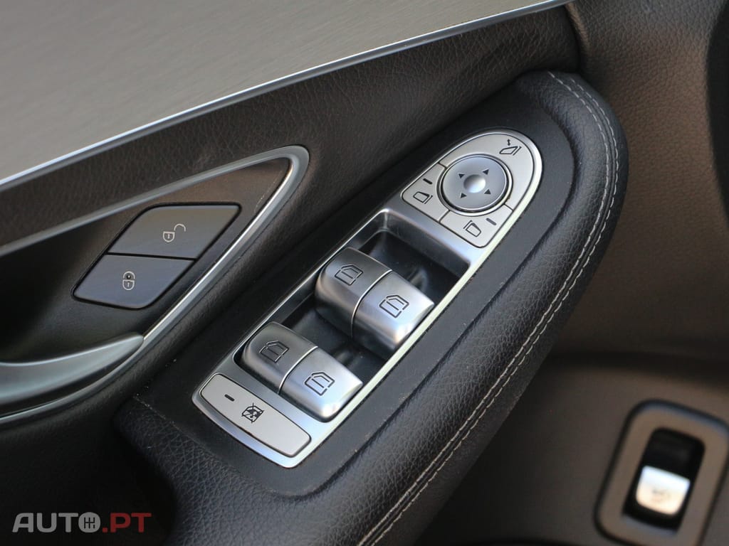 Mercedes-Benz C 200 Outro