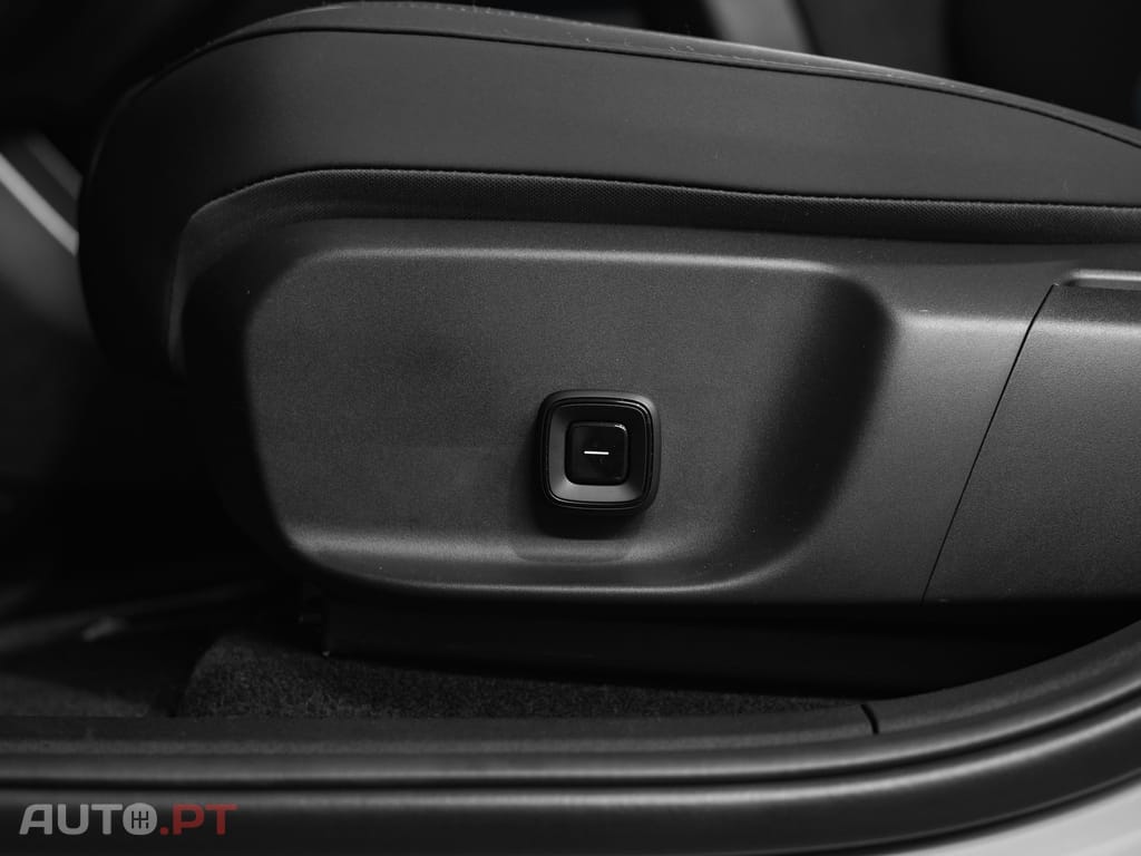 Volvo EX30 69 kWh Twin Motor Ultra