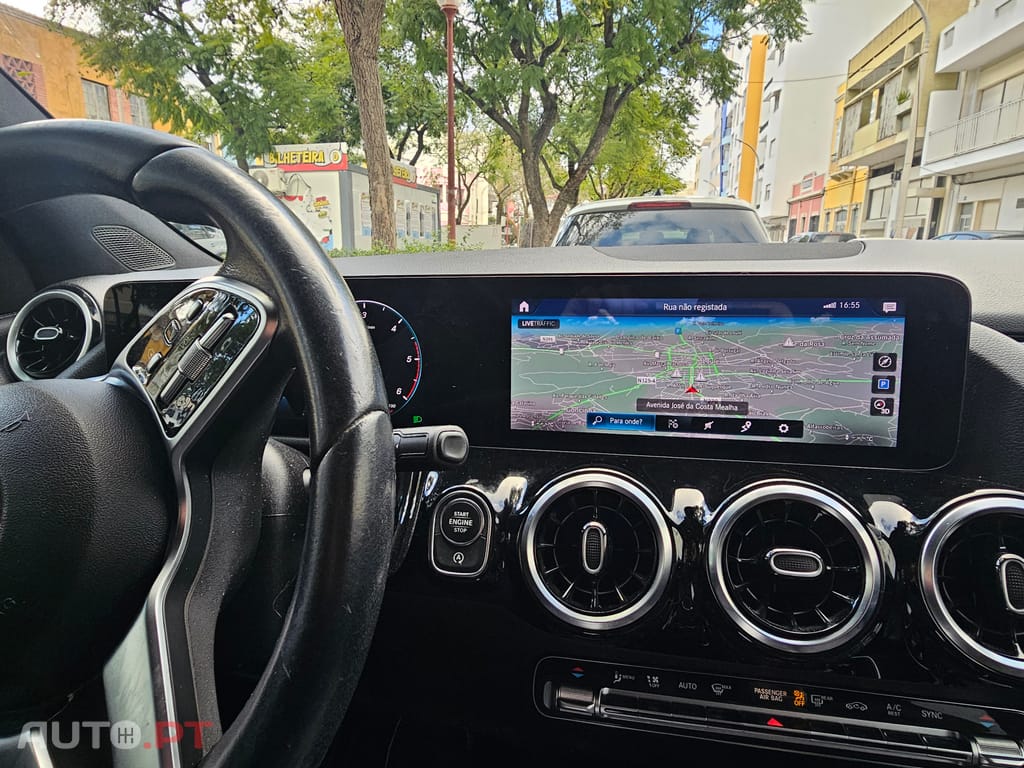 Mercedes-Benz GLA 180 Progressive