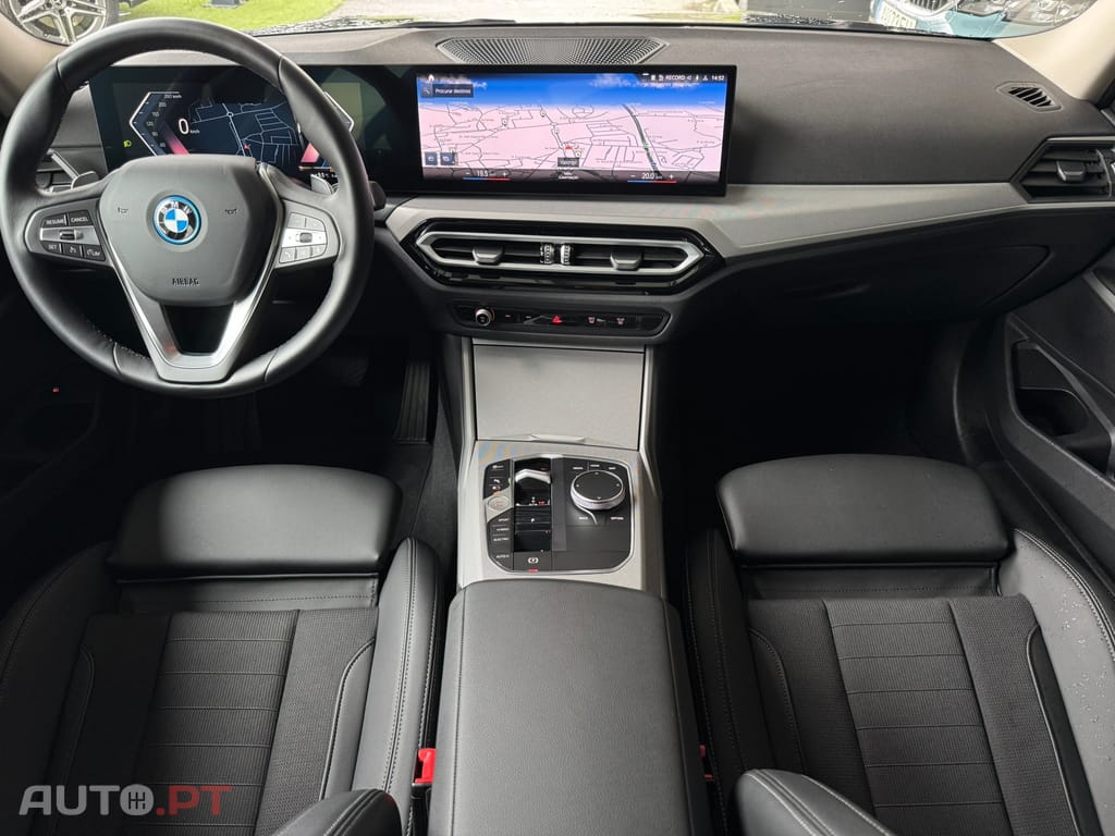 BMW 320 e Auto