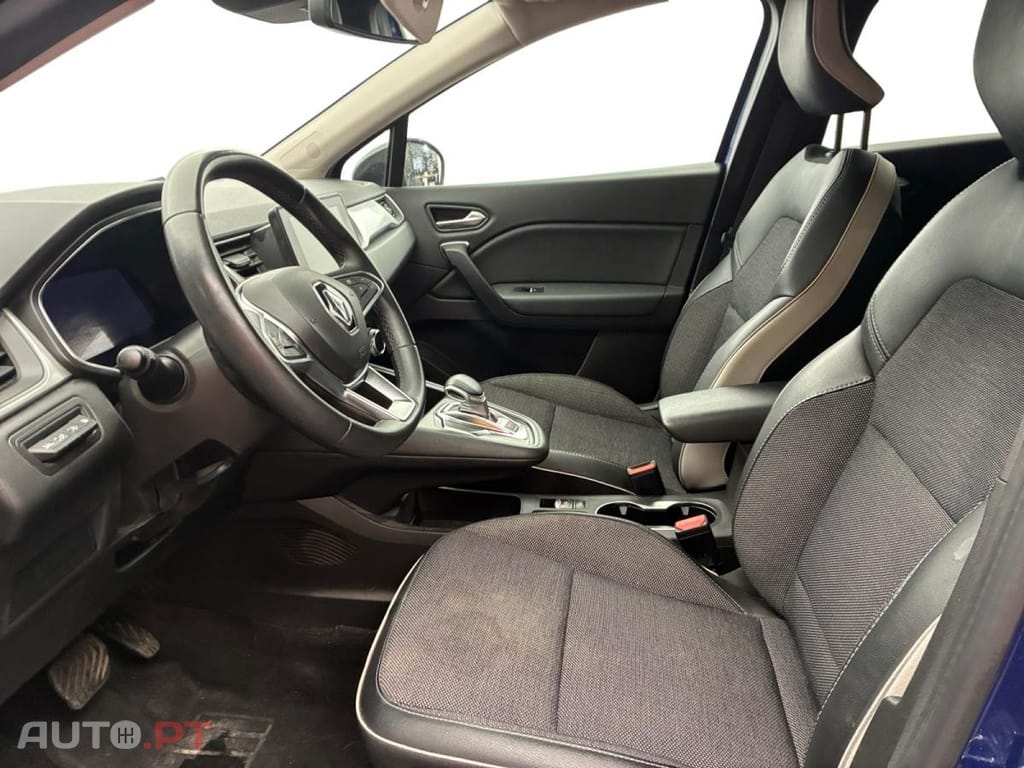 Renault Captur 1.6 E-Tech Plug-In Intens