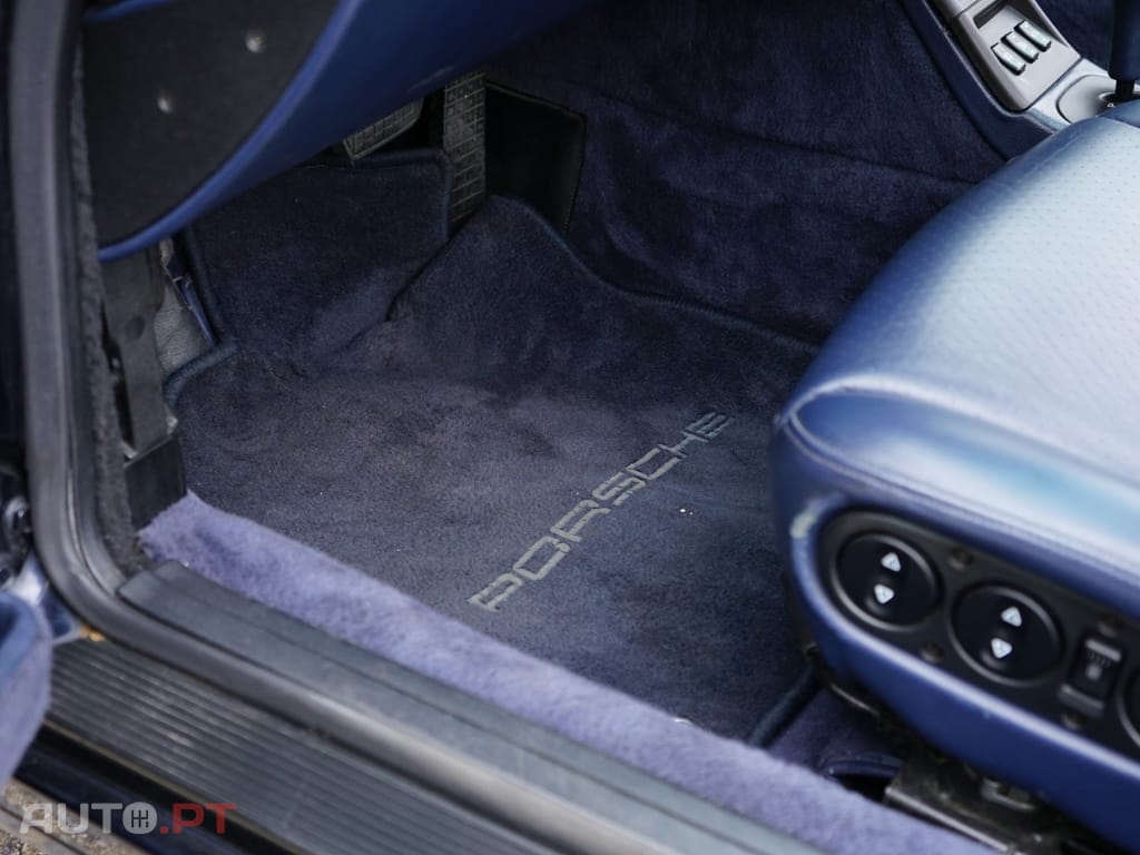 Porsche 911 993 Carrera 2