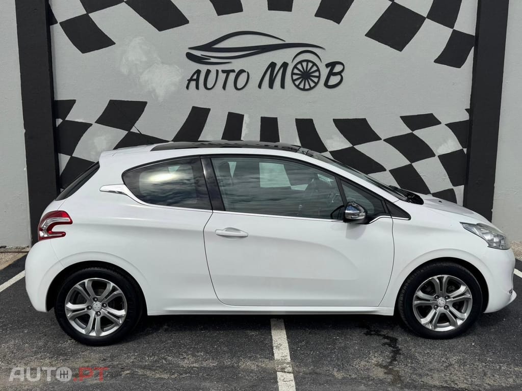 Peugeot 208 1.2 VTi Allure