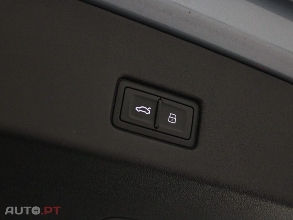 Audi Q4 E-Tron 50 QUATTRO S-LINE EDITION