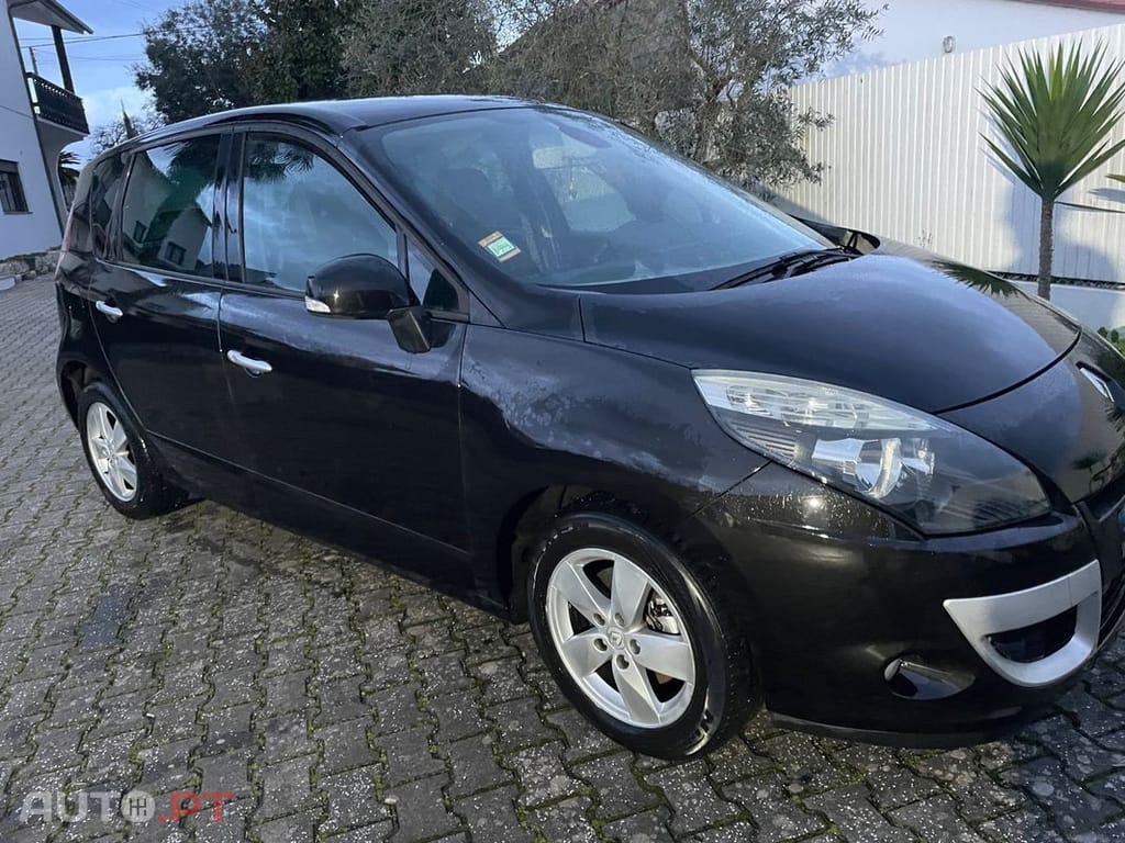 Renault Scénic 1.5 dCi Dynamique S EDC