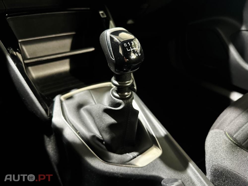 Peugeot 2008 1.2 PureTech Allure Pack