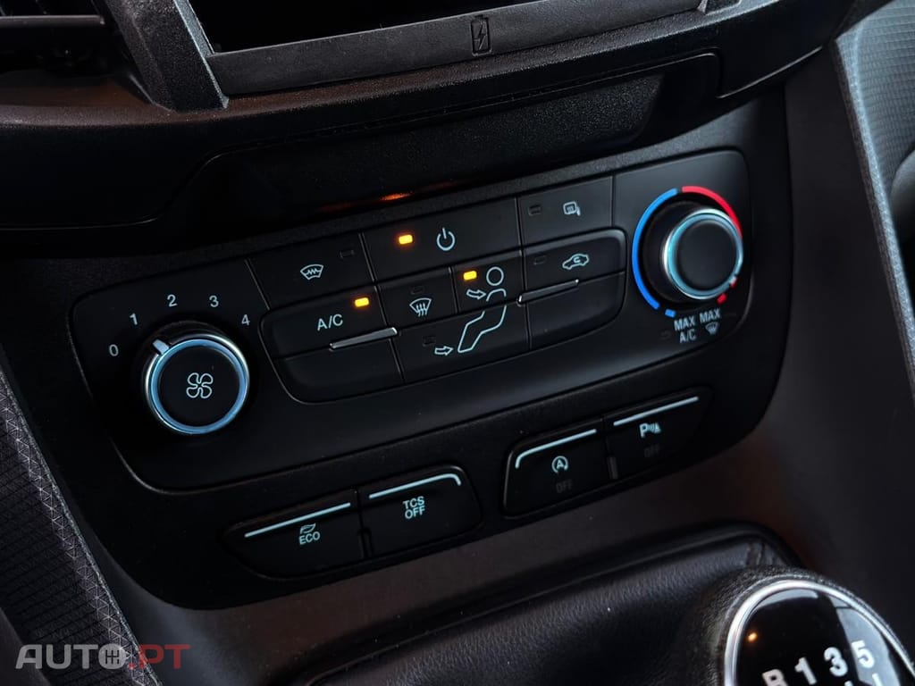 Ford Transit Connect L 2  LONGA  120 CAVALOS