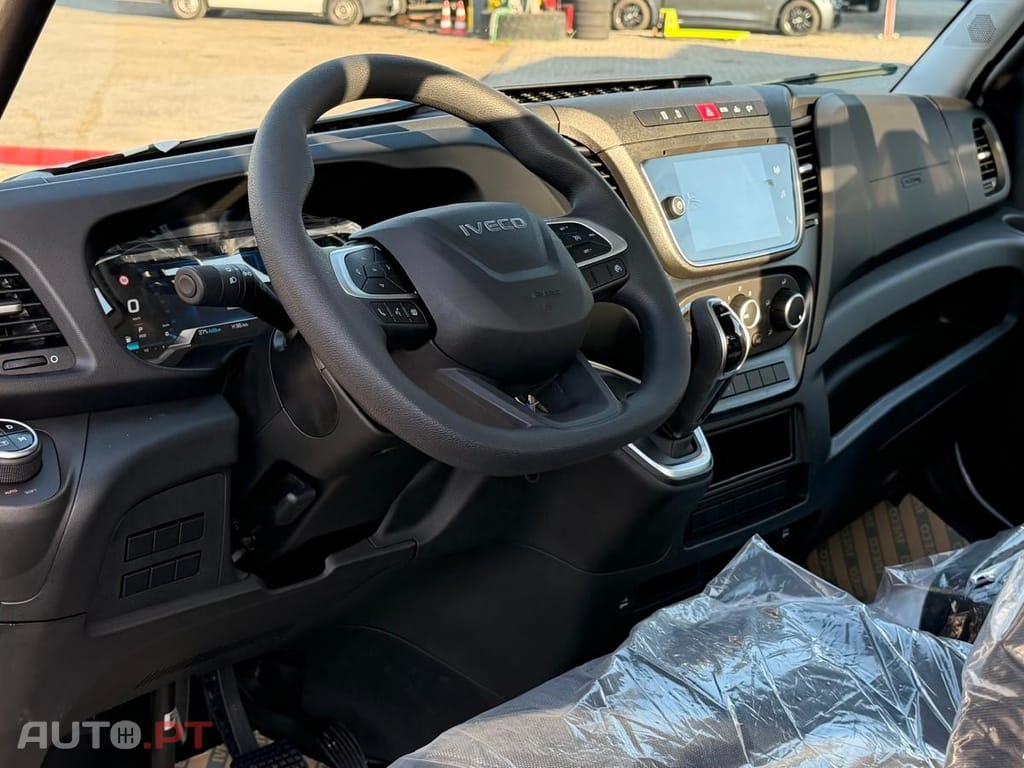 Iveco Daily CONTENTOR + PLATAFORMA