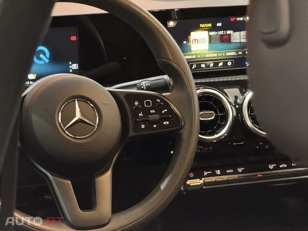 Mercedes-Benz A 250 e