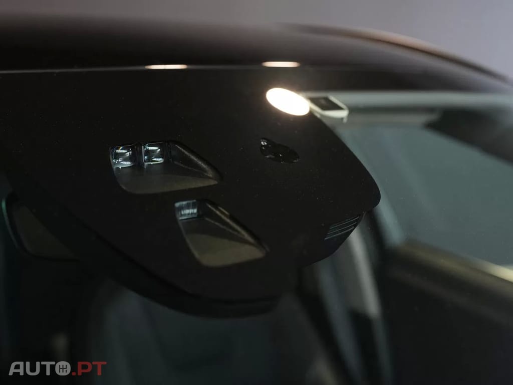 Volvo V60 2.4 D6 Momentum AWD Phev