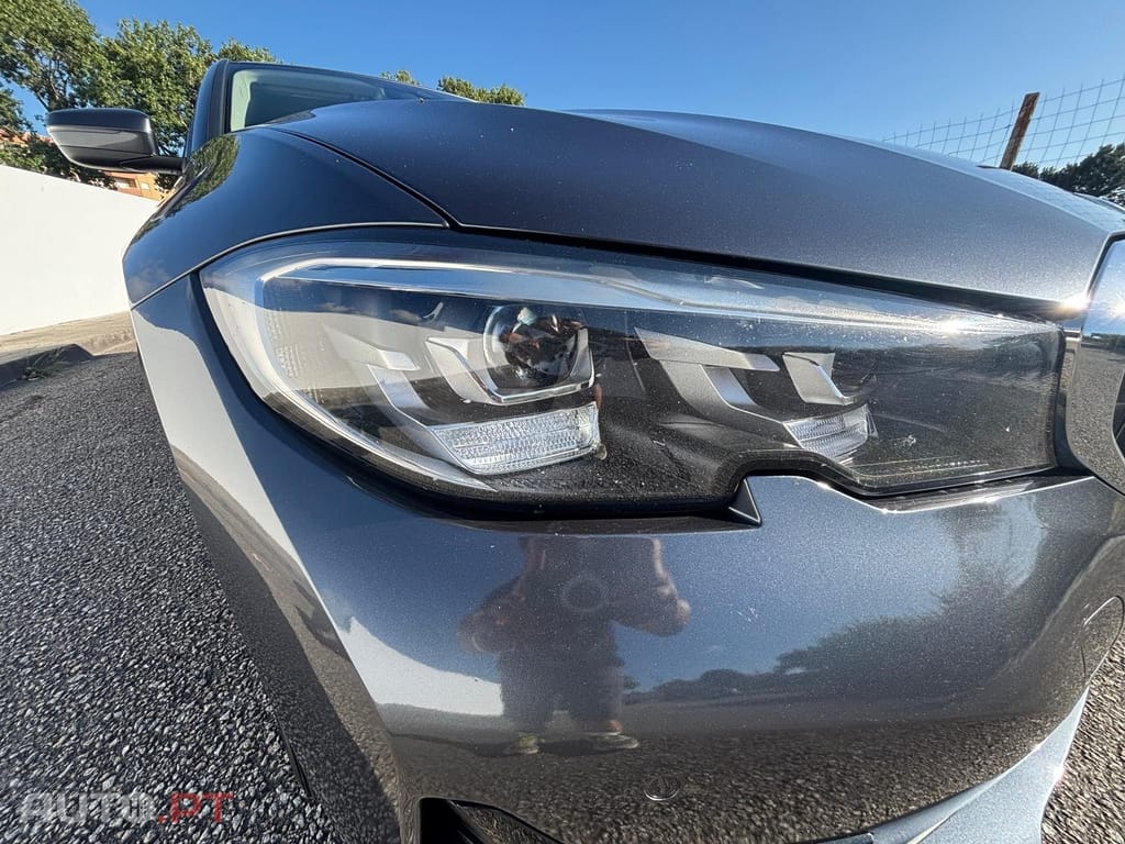 BMW 330 e Touring Corporate Edition Auto