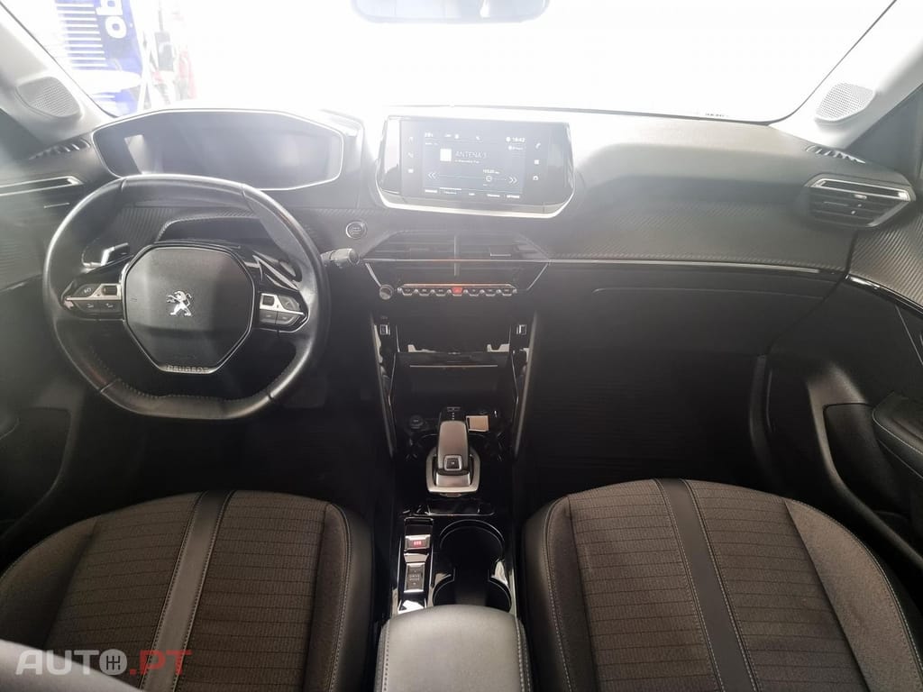 Peugeot 208 1.2 PureTech Allure Pack EAT8