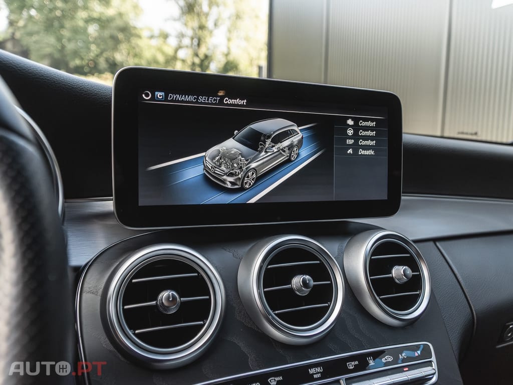 Mercedes-Benz C 300 de AMG Line