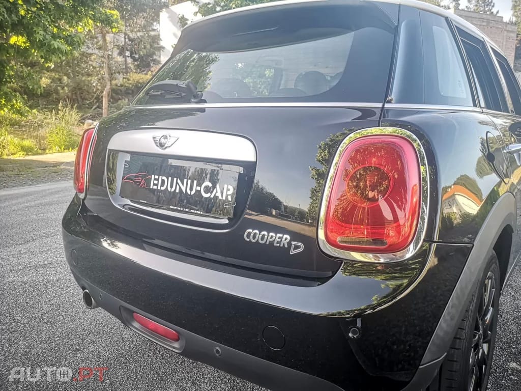 MINI One Cooper D Auto