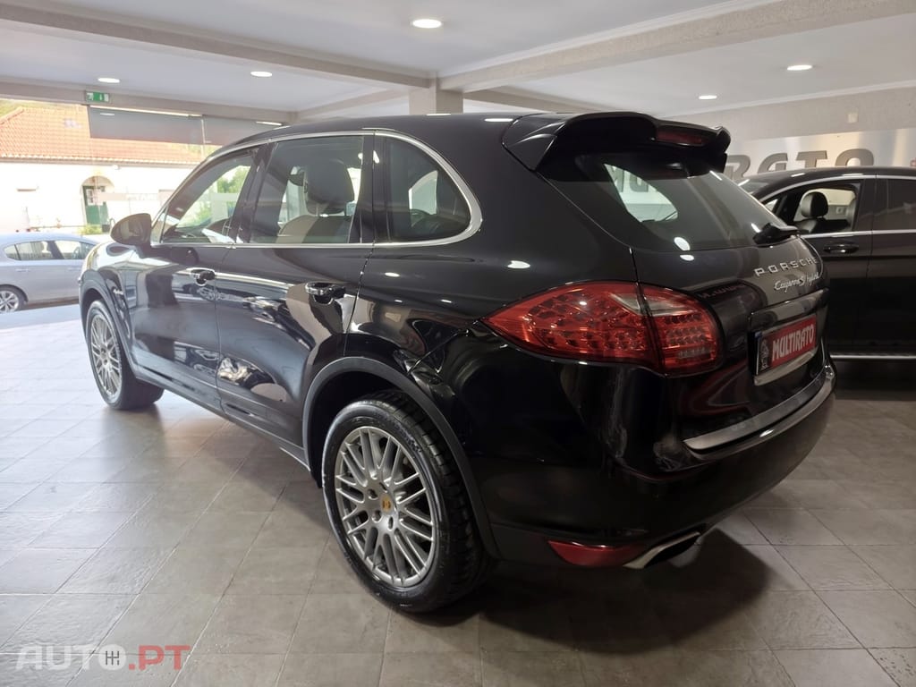 Porsche Cayenne S Hybrid