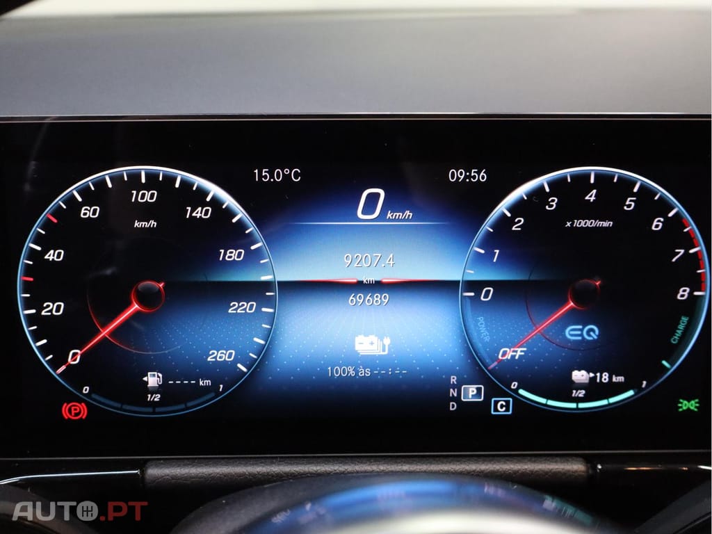 Mercedes-Benz GLA 250 e AMG LINE