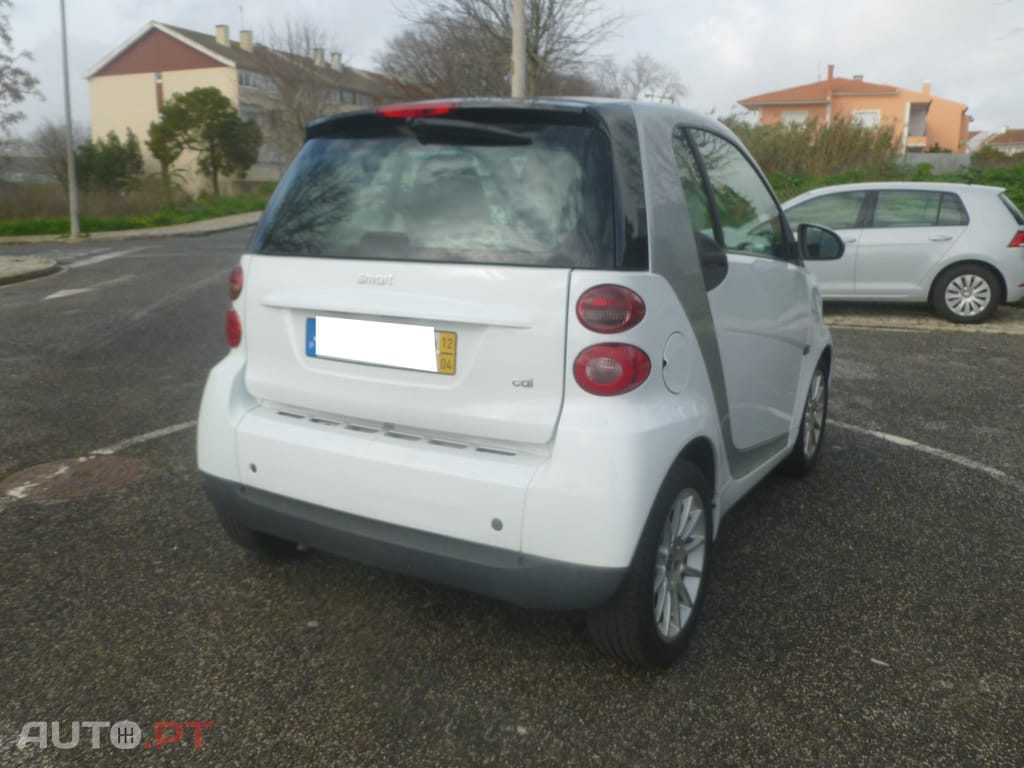 Smart ForTwo 0.8CDi Coupé com A/c