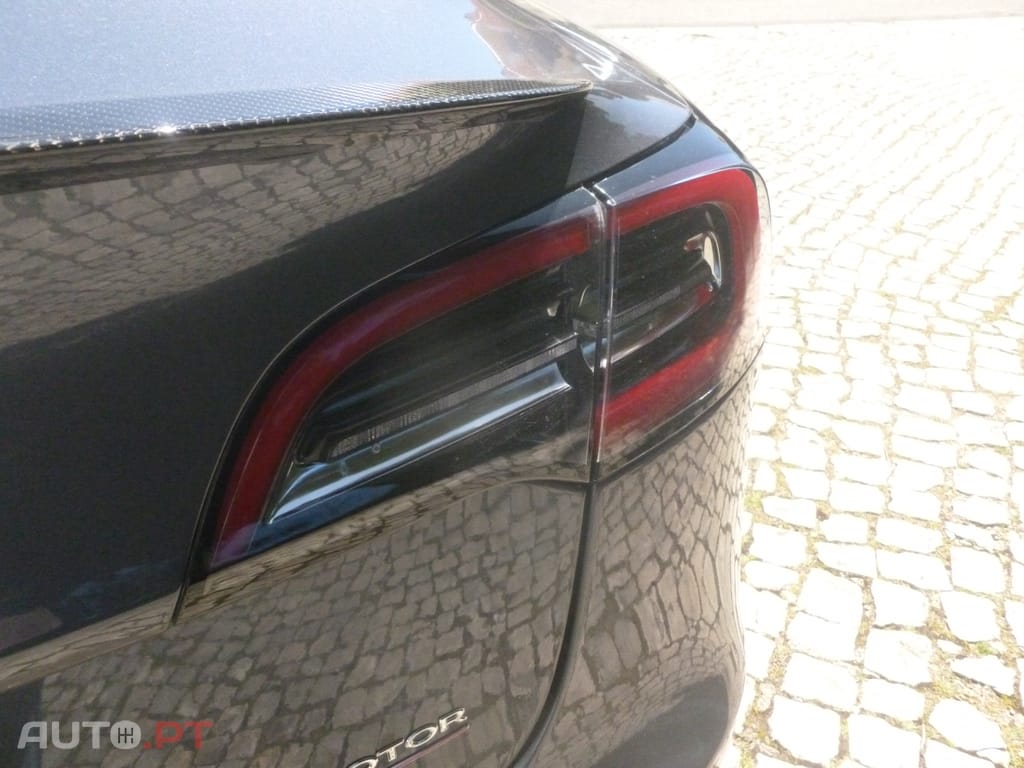 Tesla Model 3 Performance Dual Motor AWD