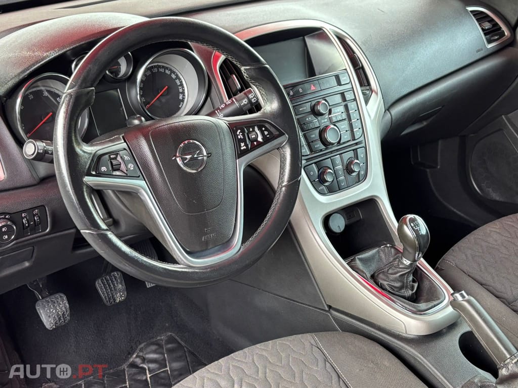 Opel Astra 1.7 CDTi Selection Business